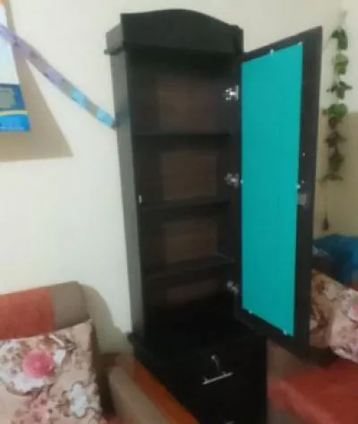 ড্রেসিং টেবিল বিক্রি করব