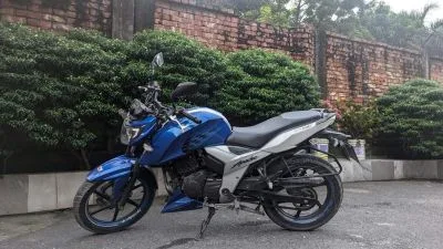 TVS Apache 4V Double Disc