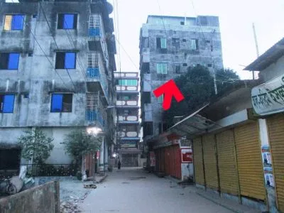 বাড়ি বিক্রি হবে