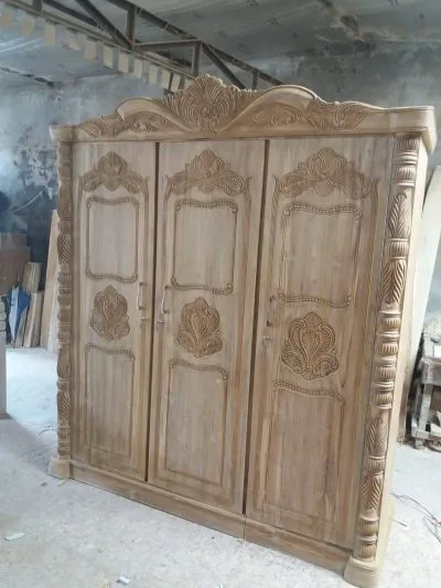 পাইকারি দামে ফার্নিচার বিক্রি