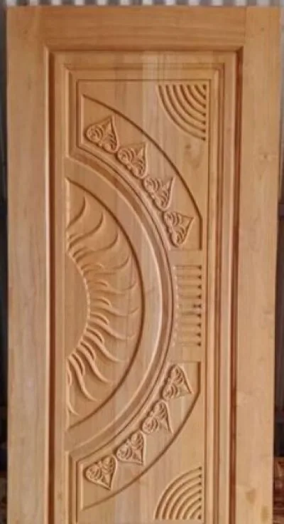 কাঠের দরজা