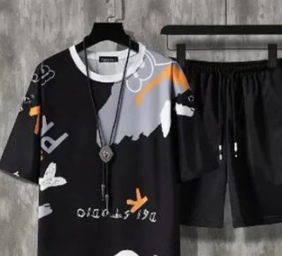 T-Shirt & Three Quarter Pant