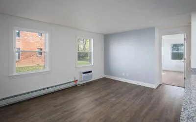 2 Bedroom 1 Bath: 2 units available