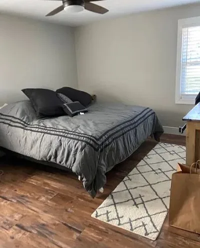 3 beds  1 baths 1,309 sqft House for rent