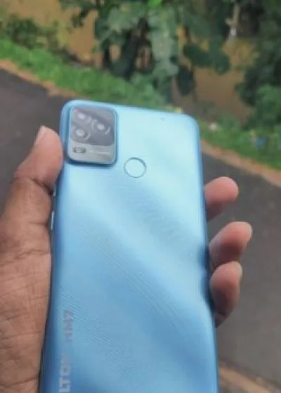 Walton Primo HM7 3/32GB (Used)