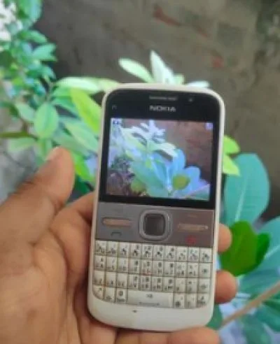 Nokia E5 3G.Wifi.5mp camera (Used)