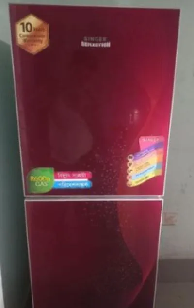 জরুরী ভিত্তিতে ফ্রিজটি বিক্রি হবে