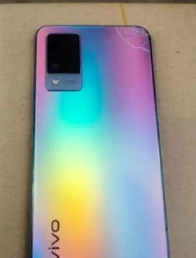 Vivo V21 8/128 (Used)