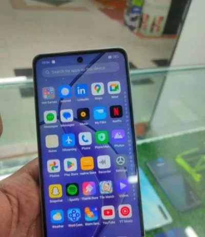 Realme 12 5G 8/128 NEW ARRIVAL (Used)