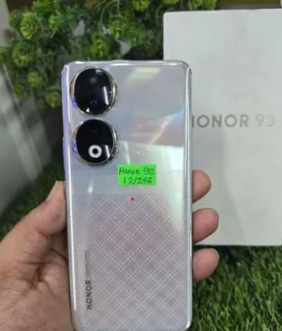 Honor 90 12/256gb (Used)