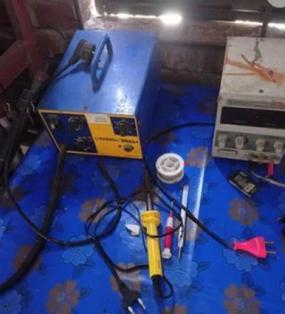 Mobile sholdering iron