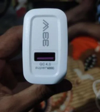 33 w fast charging support korbe 65