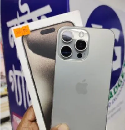 Apple iPhone 15 pro max (Used)
