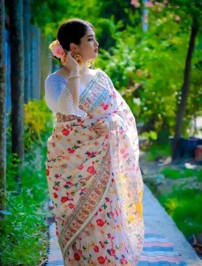 Tangail Screen Print Saree Witho