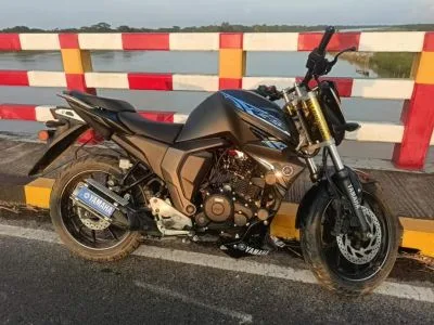 Yamaha Fz V2