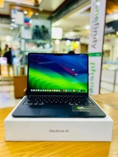 Apple MacBook Air M2 8/256GB 13.6