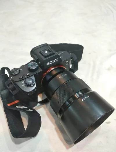 Sony A7iii + Sony 85mm 1.8 + Viltrox 24mm 1.8