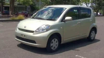 Toyota Passo 2005