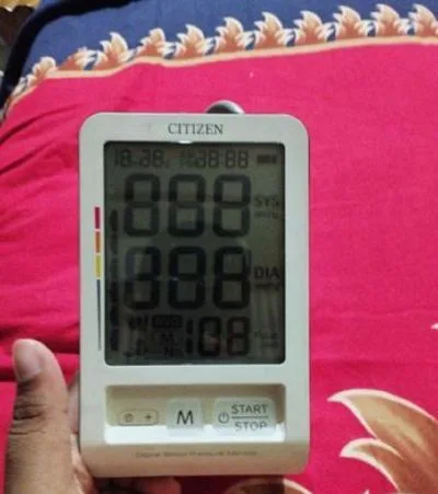 Citizen blood pressure monitor