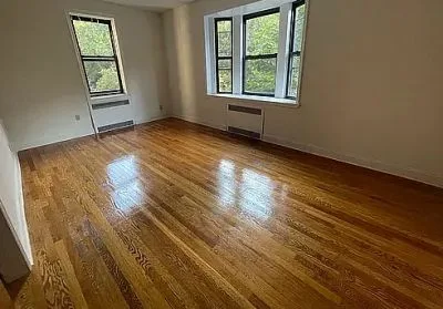 1 beds  1 baths House For Rent