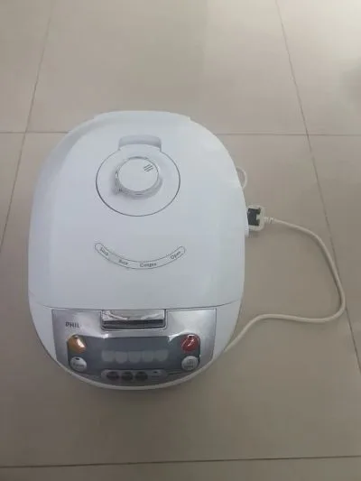PHILPS RICE COOKER. 1.8Ltr. Model:HD3038/56.