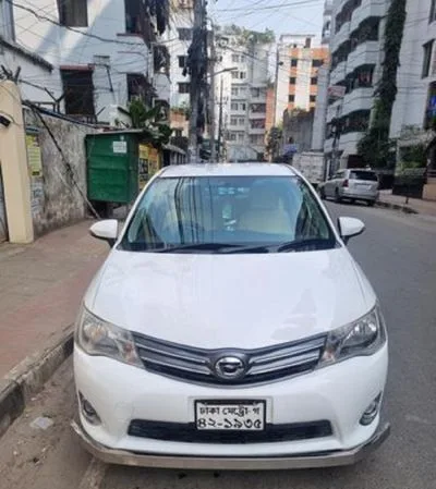 Toyota Axio 2013