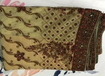 শাড়ি বিক্রি হবে
