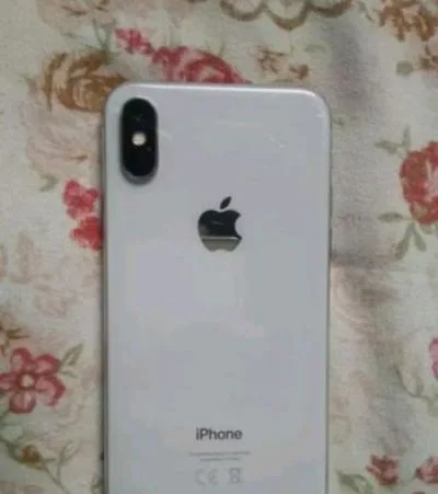 Apple iPhone X . (Used)