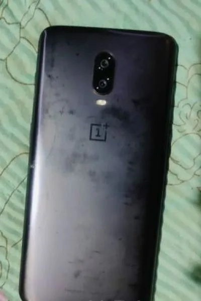 OnePlus 6T . (Used)