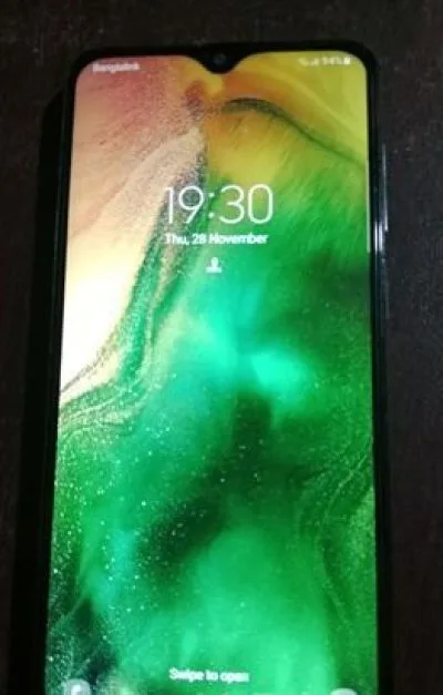 Samsung Galaxy A20 . (Used)