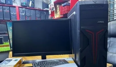 500GB HDD 4GB RAM & Dell 19" LED