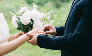 পাত্র চাই
