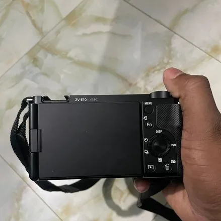 Sony ZV-E10