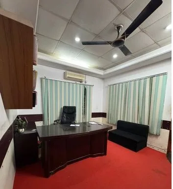FULL FURNISHED OFFICE