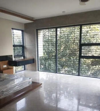 LUXURY NEW 4 BED FURNISHED FLAT FOR RENT