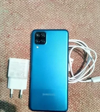 Samsung Galaxy M12