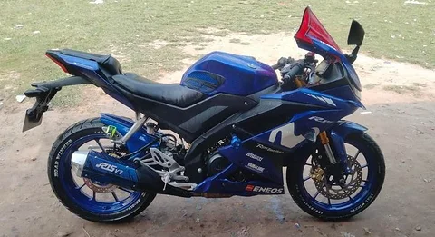 Yamaha R15 V3 Movistar