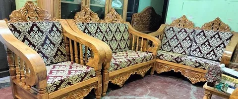 সোফাটি বিক্রি হবে