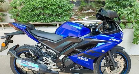 Yamaha R15 FRESH BIKE