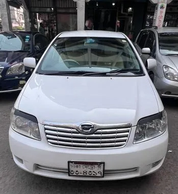 Toyota Fielder saloon