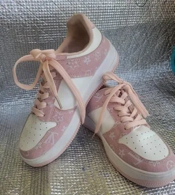 Ladies Sneakers