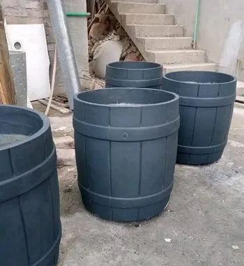 Flower pot