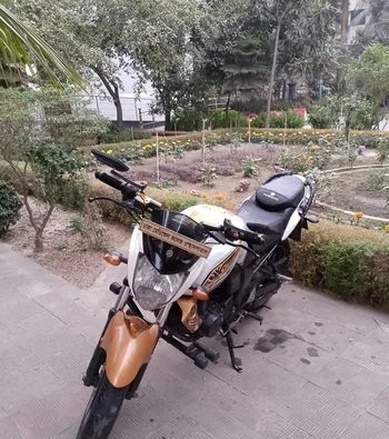 Yamaha FZ 2015