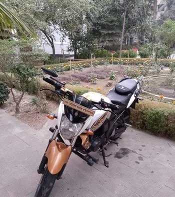 Yamaha FZ 2015