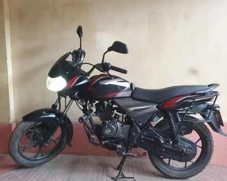 Bajaj Discover