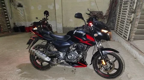 Bajaj Pulsar 150