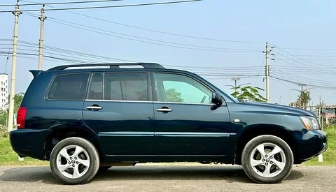 Toyota Kluger Sunroof