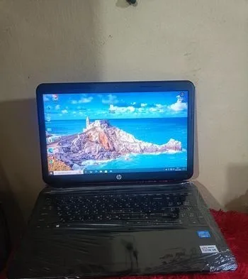 From Uk Intel Core i5 128gb ssd+6gb ram