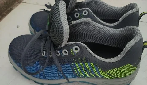 Runner safety shoes
