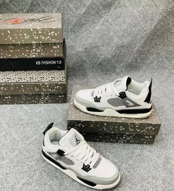 Jordan 4